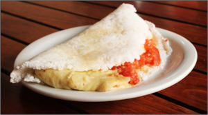 Tapioca de mussarela e tomate