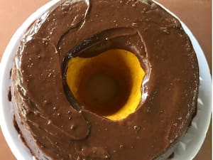 Bolo Cenoura com Cobertura